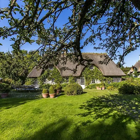 מלון Le Domaine D'ablon - Small Luxury Of The World