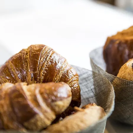 Le Domaine D'ablon - Small Luxury Of The World מלון Ablon
