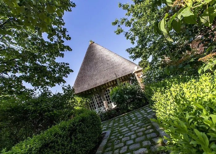 מלון Le Domaine D'ablon - Small Luxury Of The World Ablon